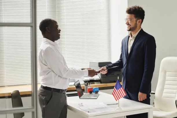 Hướng dẫn trang phục phỏng vấn Visa tại lãnh sự quán Mỹ